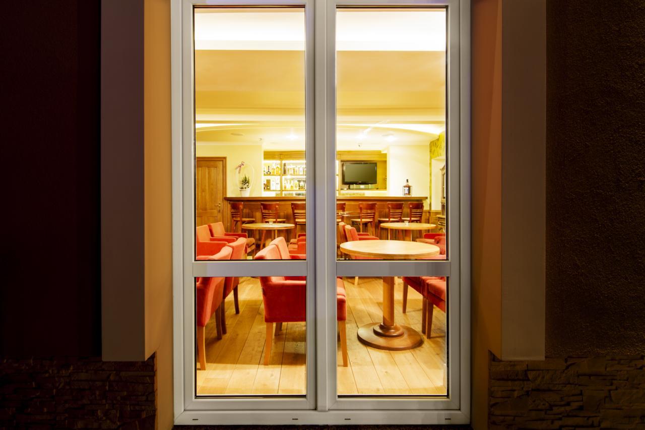 Czysteblota Hotel Pory Roku מראה חיצוני תמונה