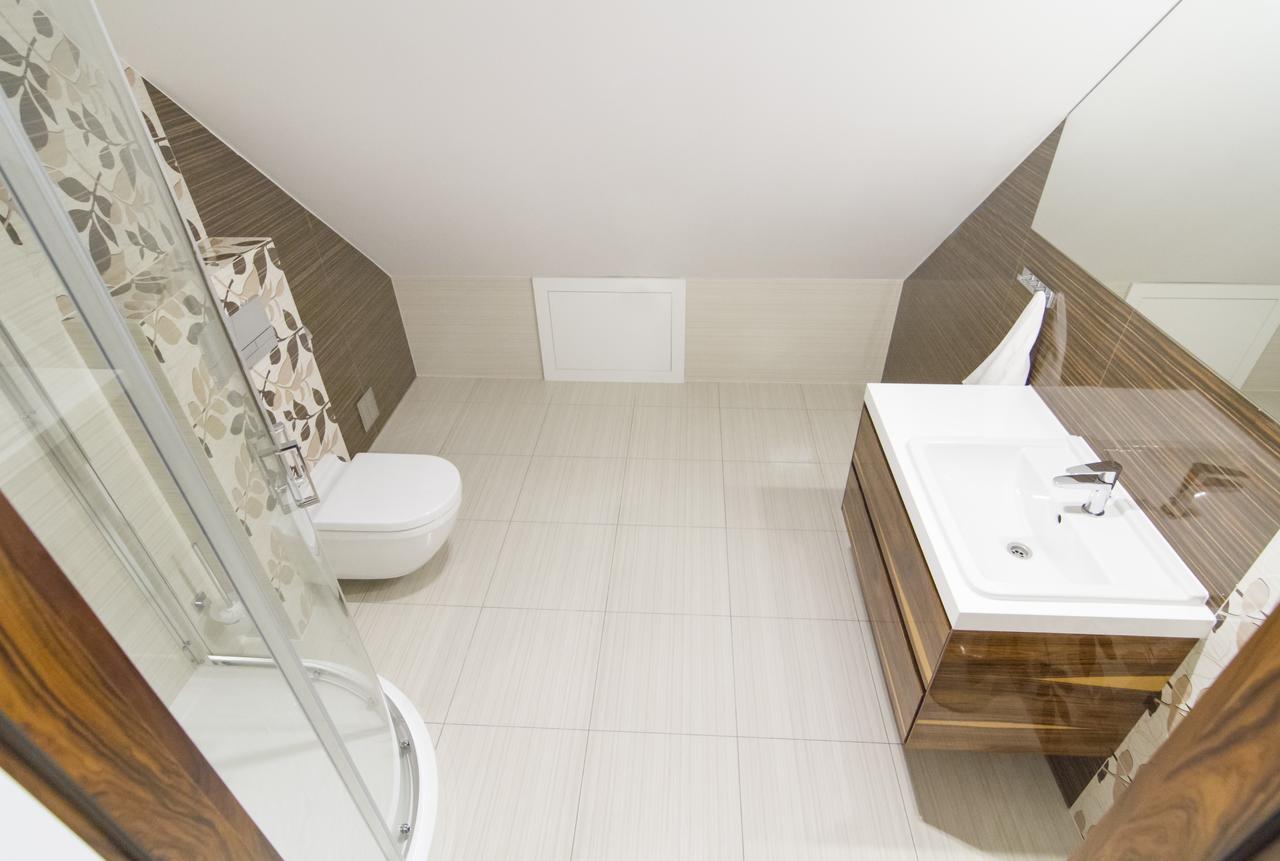 Czysteblota Hotel Pory Roku מראה חיצוני תמונה